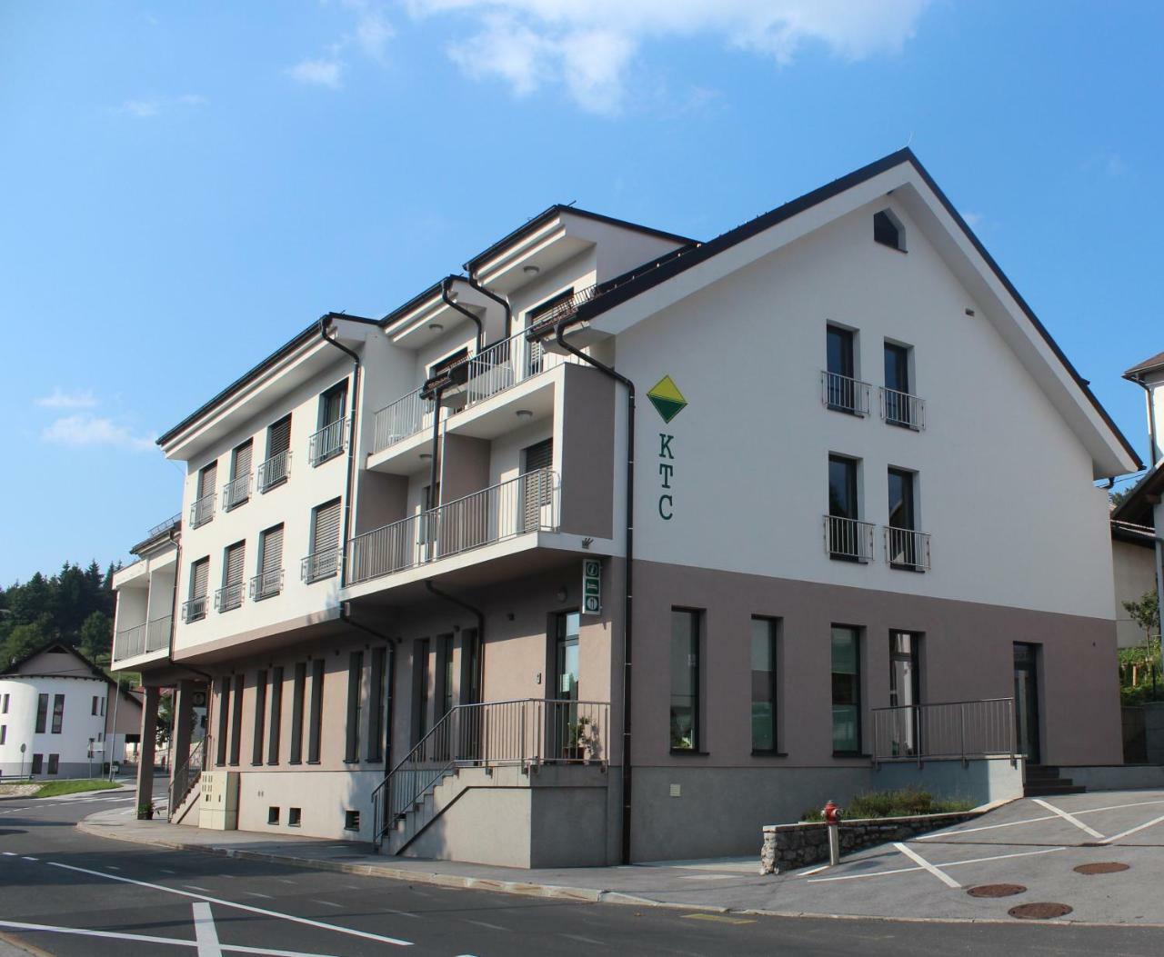 Hotel Oskar Hrib-Loski Potok Eksteriør bilde